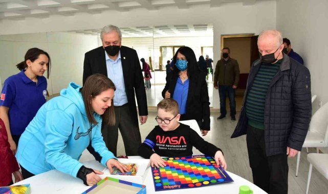 Başkan Bakkalcıoğlu özel çocuklarla bir araya geldi