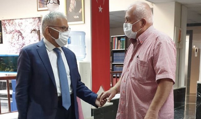 Başkan Büyükkılıç, huzurevinde ulu çınarlarla buluştu