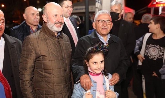 Başkan Çolakbayrakdar, her gün bir mahallede