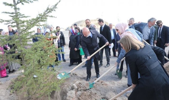 Başkan Çolakbayrakdar, "Millet bahçesi ile Kayseri'ye yeni bir yaşam alanı"