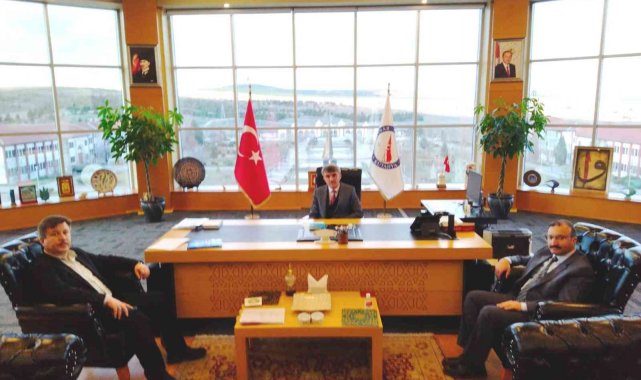 Başkan Doğan&#039;dan Rektör Uysal&#039;a taziye ziyareti