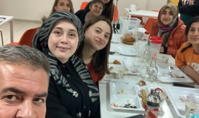 Başkan Erol, sahurda öğrencileri yalnız bırakmadı