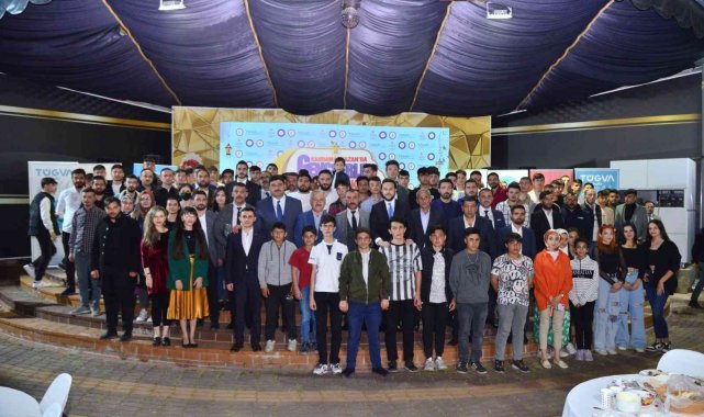Başkan Oğuz iftar sofrasında gençlerle buluştu