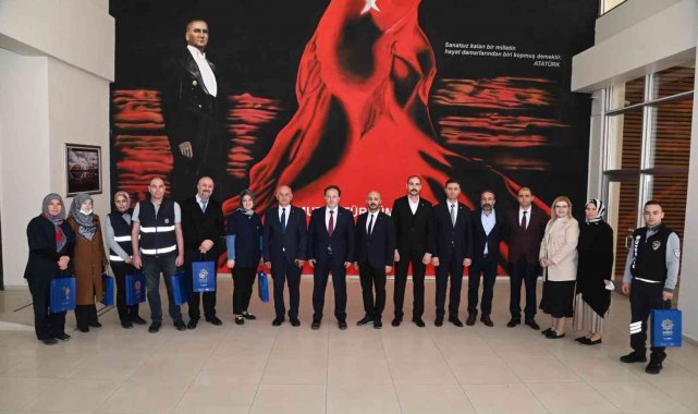 Başkan Orkan belediye personelinin bayramını kutladı