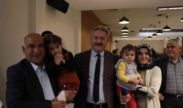 Başkan Palancıoğlu, muhtarlarla iftar yemeğinde buluştu