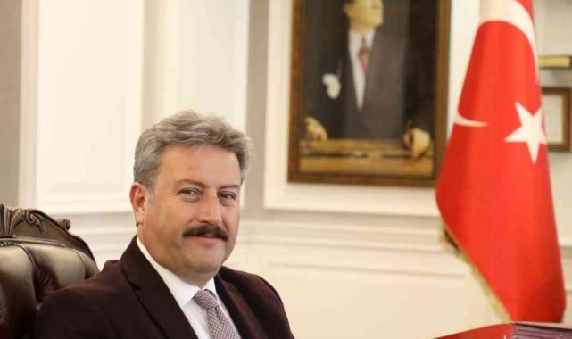 Başkan Palancıoğlu: &quot;Kadir Gecesi&#039;nin bereketi bin aydan daha hayırlıdır&quot;