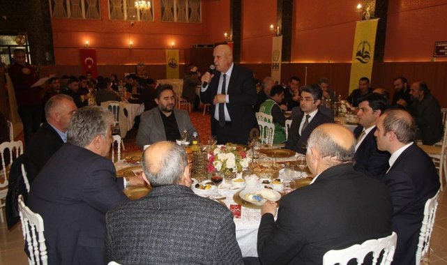 Başkan Pekmezci yetim çocuklarla iftarda bir araya geldi