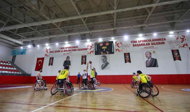 Başkan Şahin, Engelsiz Gaziantepspor maçını izledi