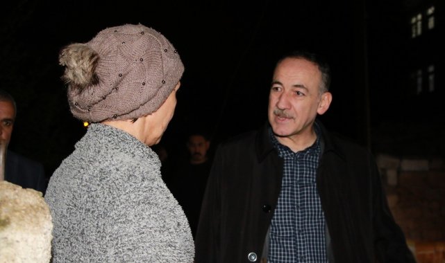 Başkan Saygılı&#039;dan &#039;çat kapı&#039; ev ziyaretleri