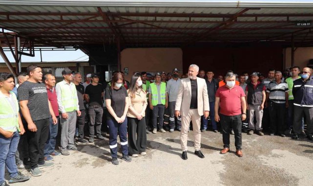 Başkan Sözen, çalışanlarıyla bayramlaştı