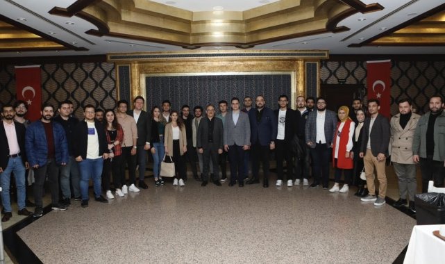 Başkan Sürekli, gençlerle buluştu