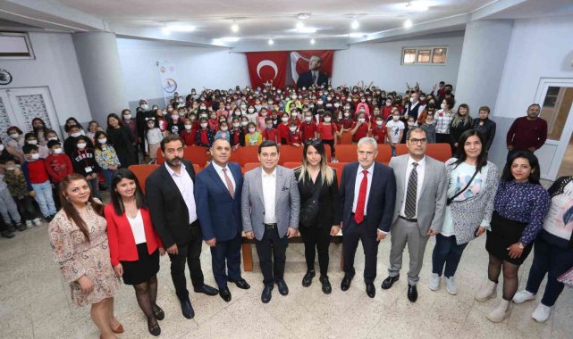 Başkan Tütüncü, öğrencilere yerel yönetimi anlattı