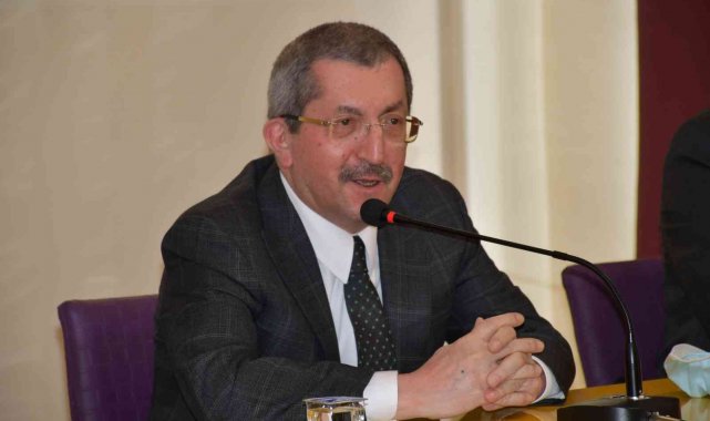 Başkan Vergili, babasının adını taşıyan okulda deneyimlerini gençlerle paylaştı