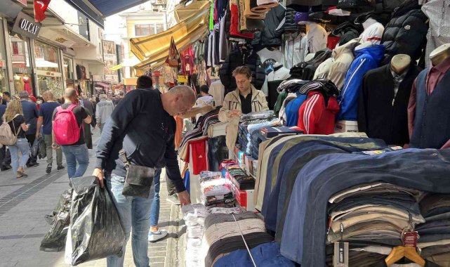 Bayramlık kıyafet alışverişleri başladı