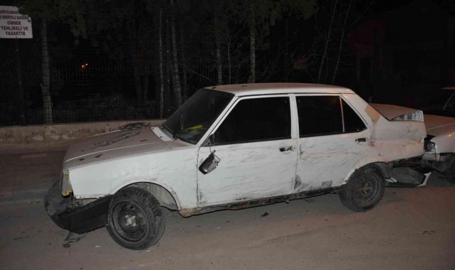 Beş aracı hurdaya çevirdi, kayıplara karıştı