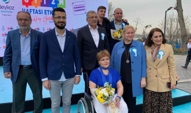 Beykoz'da özel bireyler, Dünya Otizm Farkındalık Haftası etkinliğinde kurabiye yaptı, gönüllerince eğlendi