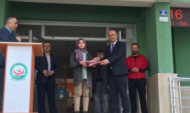 Beyşehir'de kitap okuma yarışmasında ödüller sahiplerini buldu
