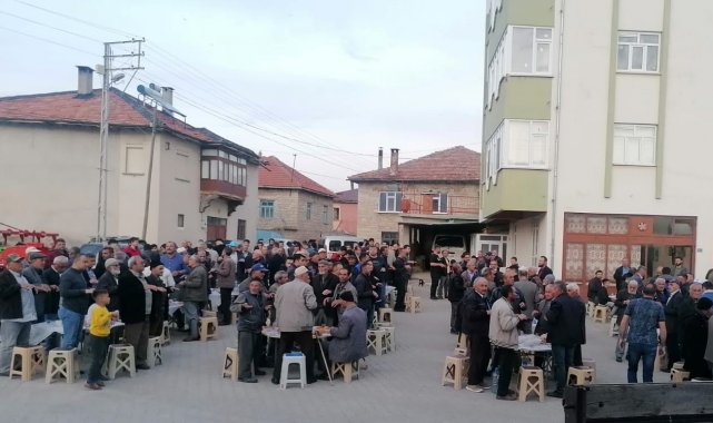 Beyşehirli çiftçiler yağmur duasında
