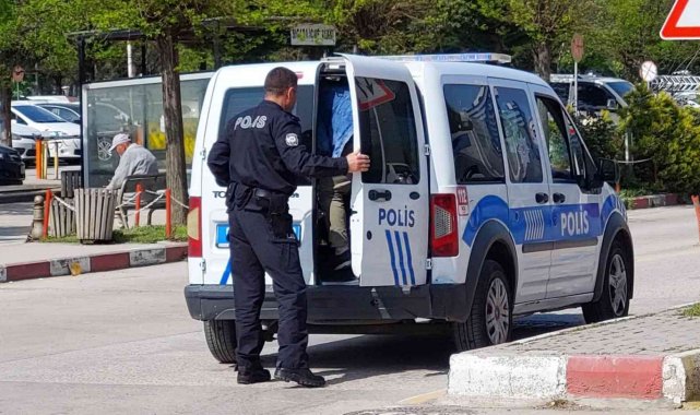 Bıçakla yaralama şüphelisi tutuklandı