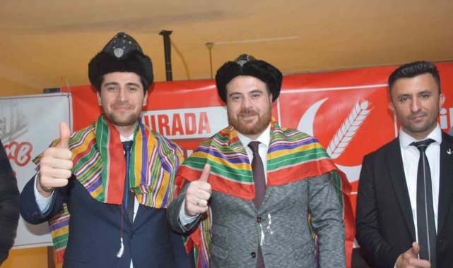 Bilecik&#039;te 40 kişi Yeniden Refah Partisine üye oldu