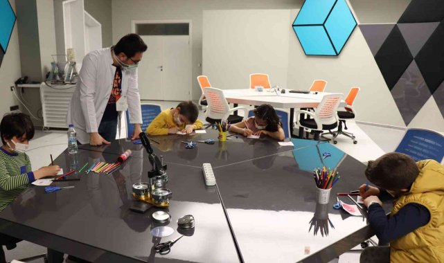 Bilim Merkezi'nden ara tatil etkinlikleri