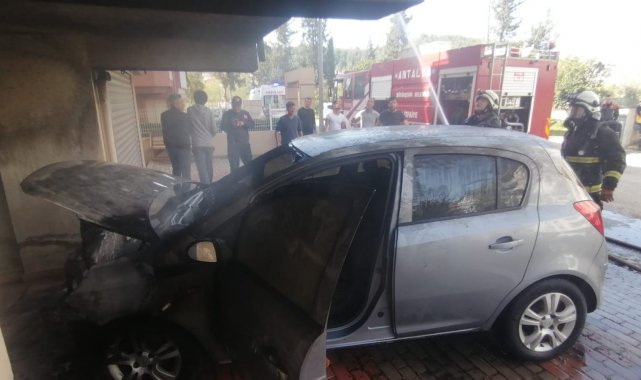 Bina altında kapalı garajda park halindeyken yanan araç paniğe sebep oldu