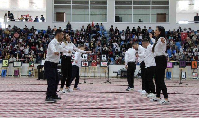 Bingöl'de 23 Nisan coşkuyla kutlandı