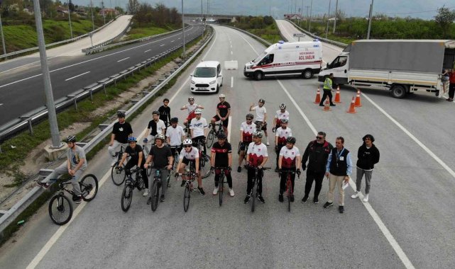 Birinci olabilmek için kilometrelerce pedal çevirdiler