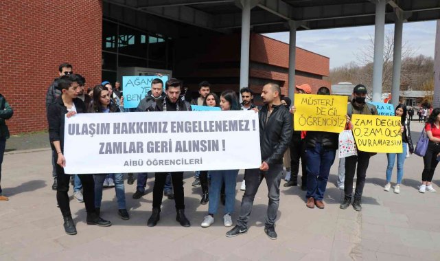 Bolu&#039;da üniversite öğrencilerinden otobüs zamlarına tepki