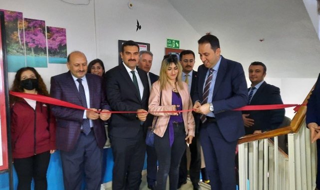 Bolvadin&#039;de Halk Eğitim Merkezi ve Akşam Sanat Okulu sergisi açıldı