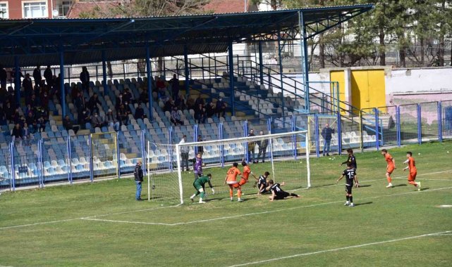 Bozüyük Vitraspor: 1 TKİ Tavşanlı Spor:2