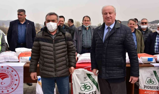 Bozüyük'te ayçiçeği ve nohut tohumu dağıtımı yapıldı