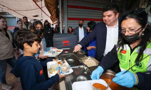 Buca'da 2 bin kişilik iftar sofrası