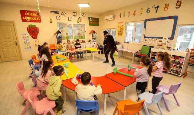 Buca&#039;da 23 Nisan coşkusu başladı