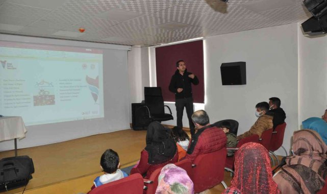 Bulanık'ta "Sosyal Uyum ve Yaşam Eğitimi" semineri