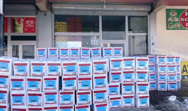 Bulanıklı işadamından 700 koli gıda yardımı