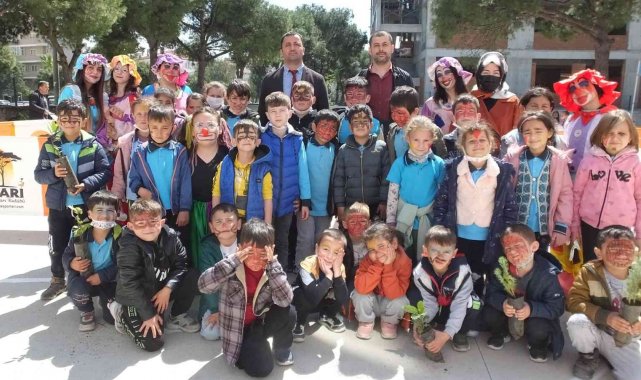 Burhaniye'de köylü miniklerin orantiring heyecanı