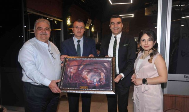 Bursa&#039;da basın mensupları iftarda buluştu