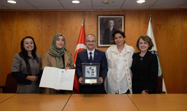 BUÜ öğrencilerine burs ve staj desteği