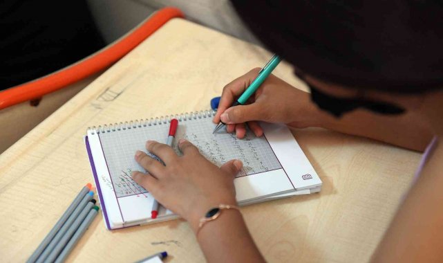 Büyükşehir Belediyesi, 4 bin 263 öğrencinin sınav ücretini yatırdı