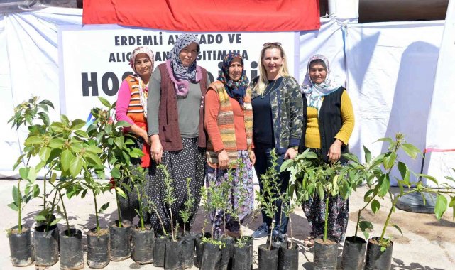Büyükşehir Belediyesinden Erdemlili üreticilere avokado ve alıç fidanı