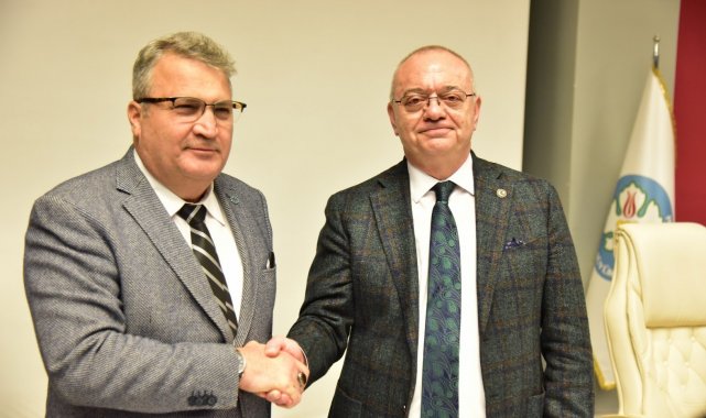 Büyükşehir ve Yunusemre, işbirliği protokollerini imzaladı