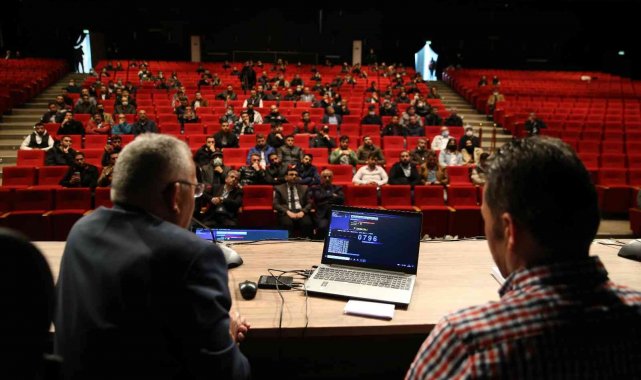 Büyükşehir'de yeni vatmanlar noter huzurunda kura ile belirlendi