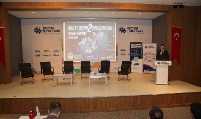 Büyükşehir'den 'Akıllı şehir' buluşmaları