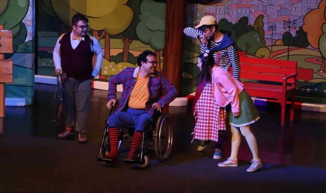 Büyükşehir'den çocuklara 23 Nisan hediyesi