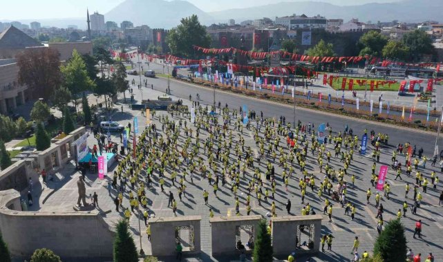 Büyükşehir'den ikinci 'Yarı Maraton' geliyor