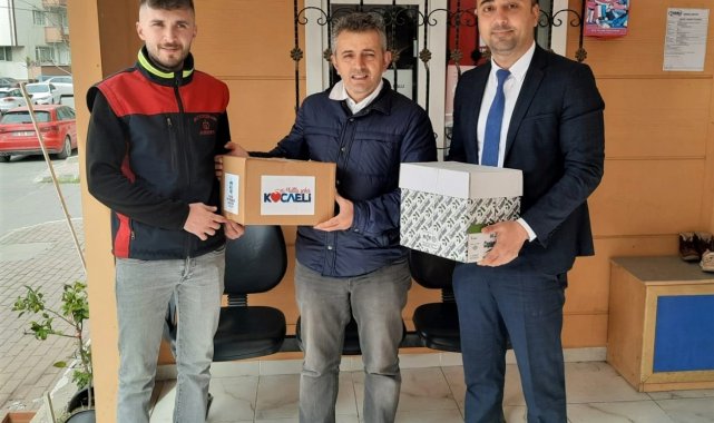 Büyükşehir&#039;den muhtarlara kırtasiye desteği