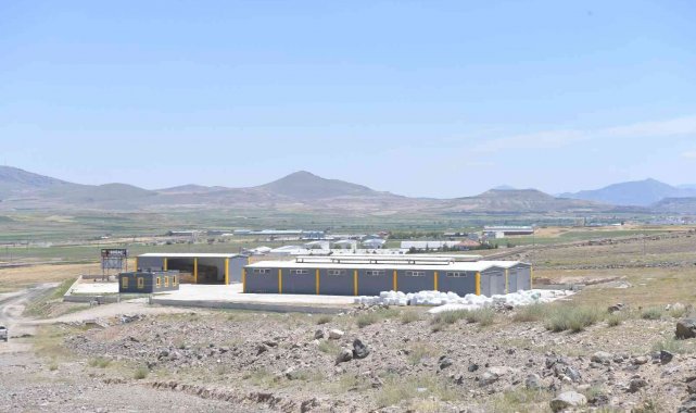 Büyükşehir&#039;den Tarıma 3 Ayda 25 Milyon TL&#039;lik 3 Bin Ton &#039;Tohum&#039; desteği