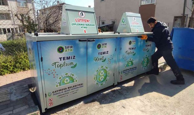 Caddelere koruganlı çöp konteynerleri konuluyor