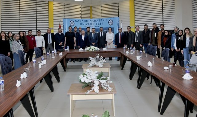 Çankırı protokolü üniversite öğrencilerinin taleplerini dinledi